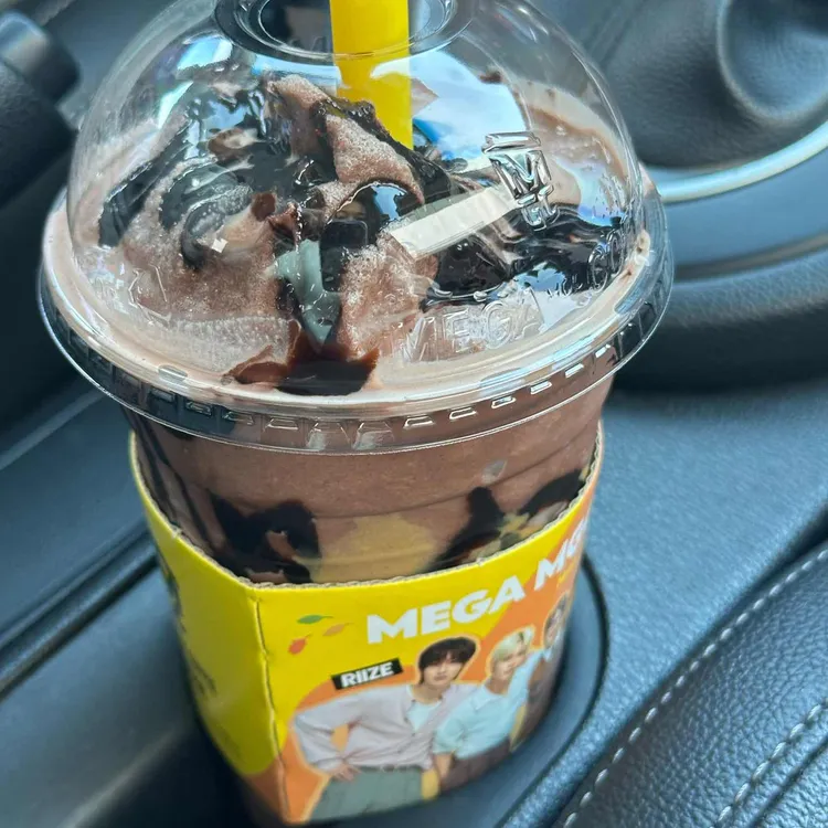 메가커피 대표 사진