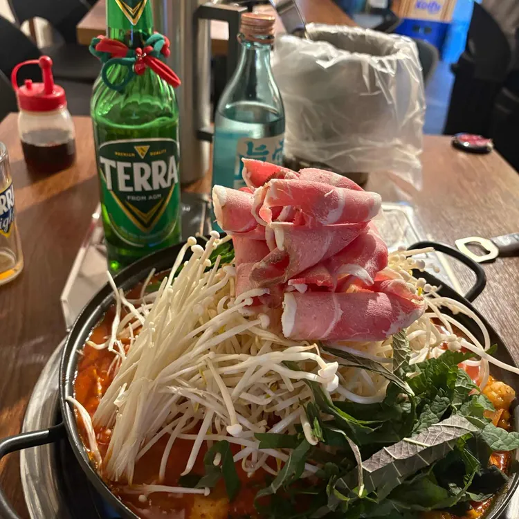 77년생 곱도리전골식당 대표 사진