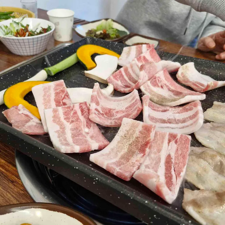 뚱삼 삼겹살 대표 사진