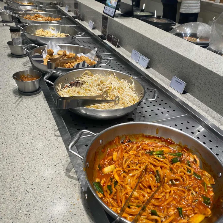 애슐리퀸즈 사진