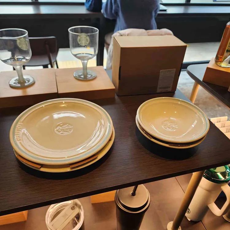 스타벅스 대표 사진