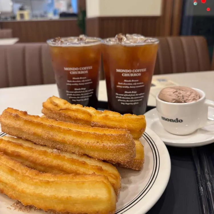 몬도커피츄러스 대표 사진