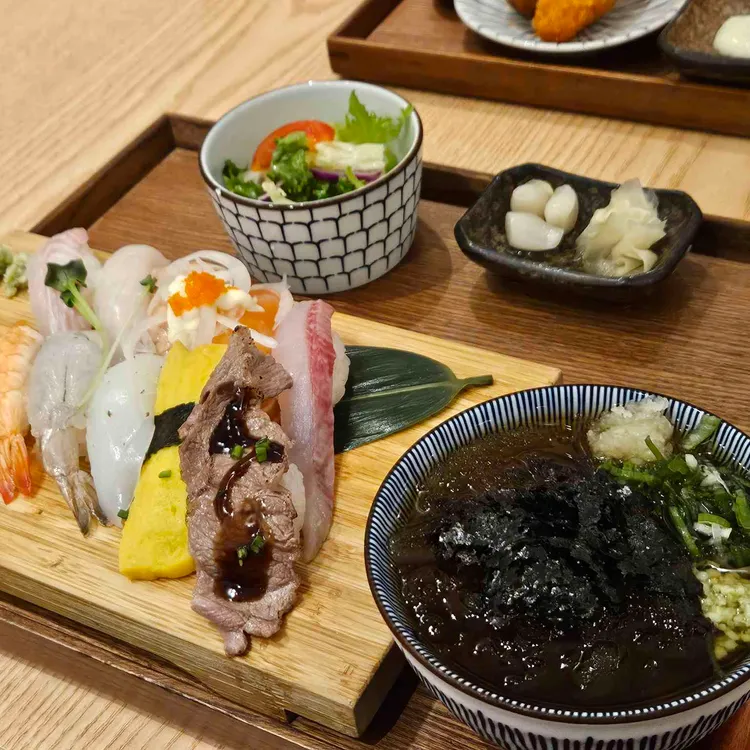 정진 대표 사진