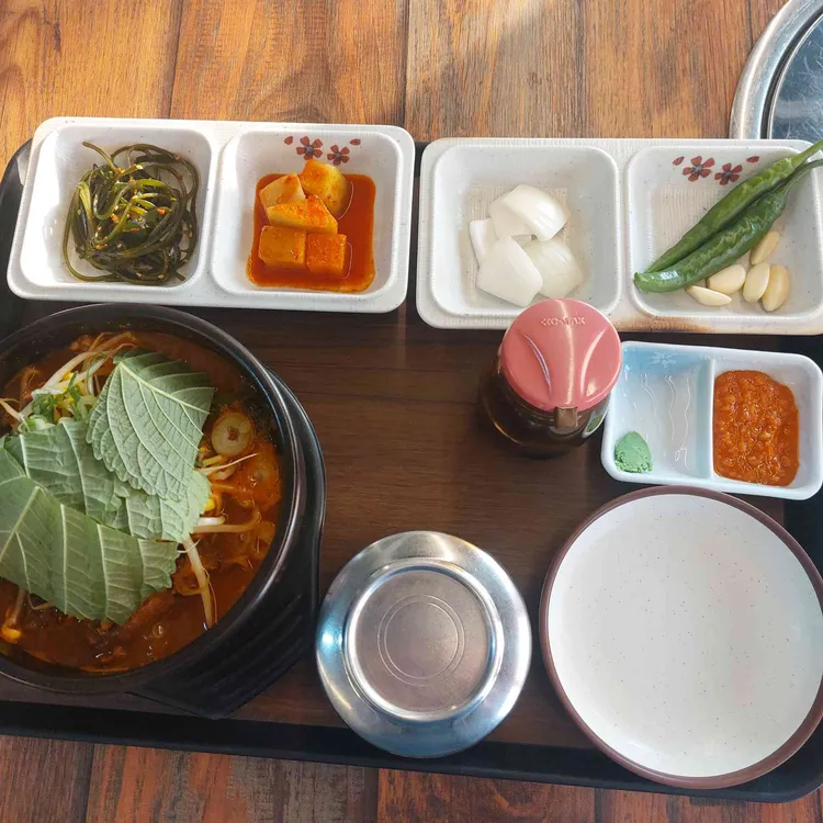 귀족 대표 사진