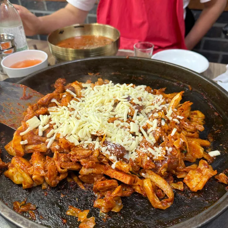 5.5 닭갈비 사진