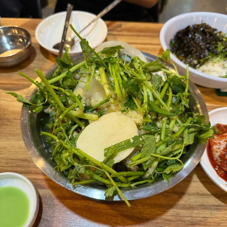 가양 칼국수 버섯매운탕 사진