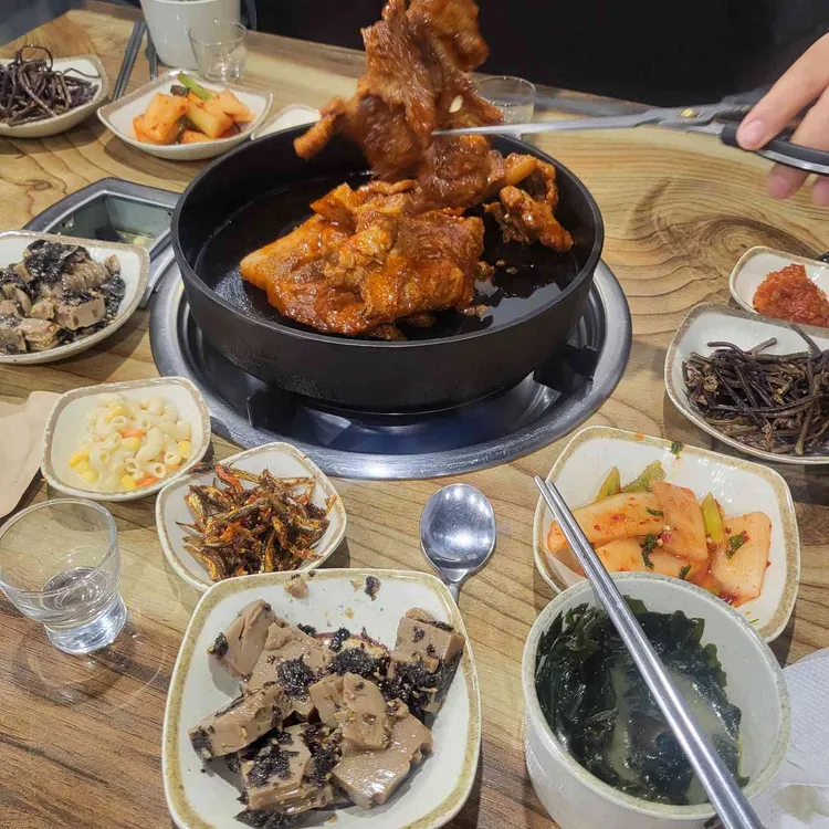 밥과 돼지바베Q 대표 사진