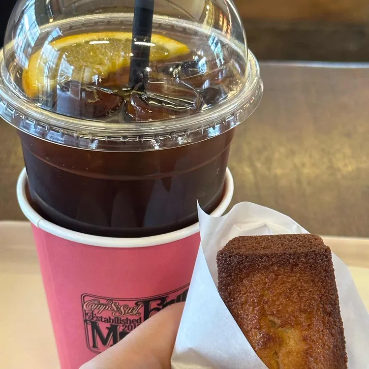 프라이데이 무브먼트 사진