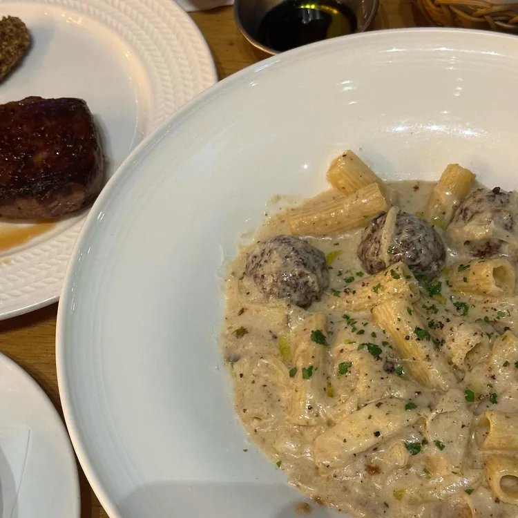 어거스트힐 사진