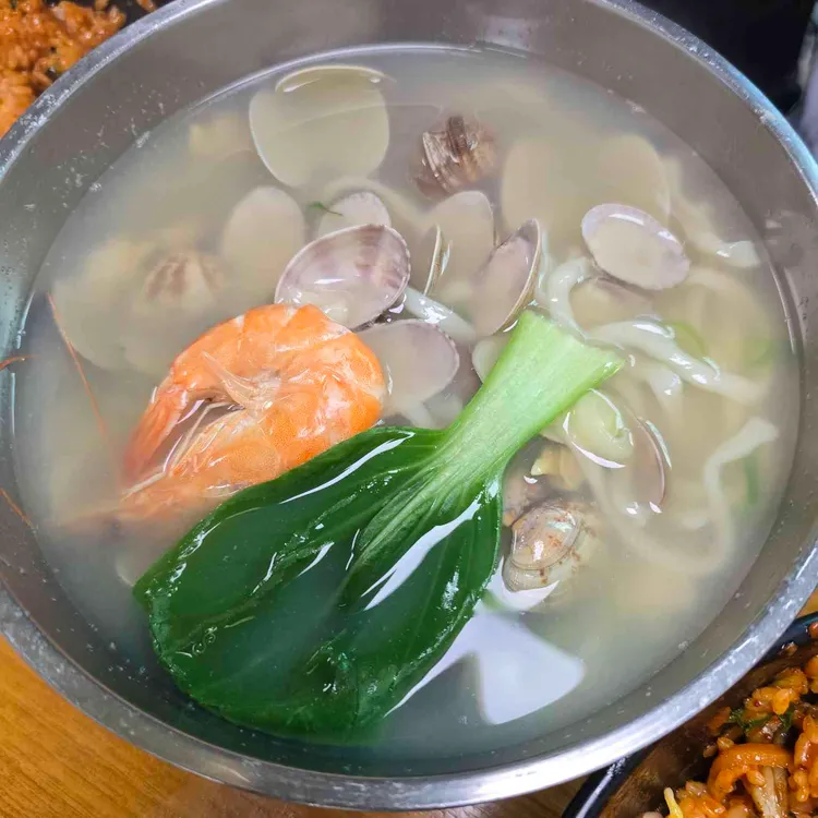 솔향기해물칼국수 대표 사진