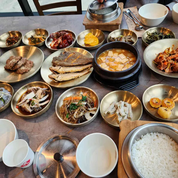 봄날 대표 사진