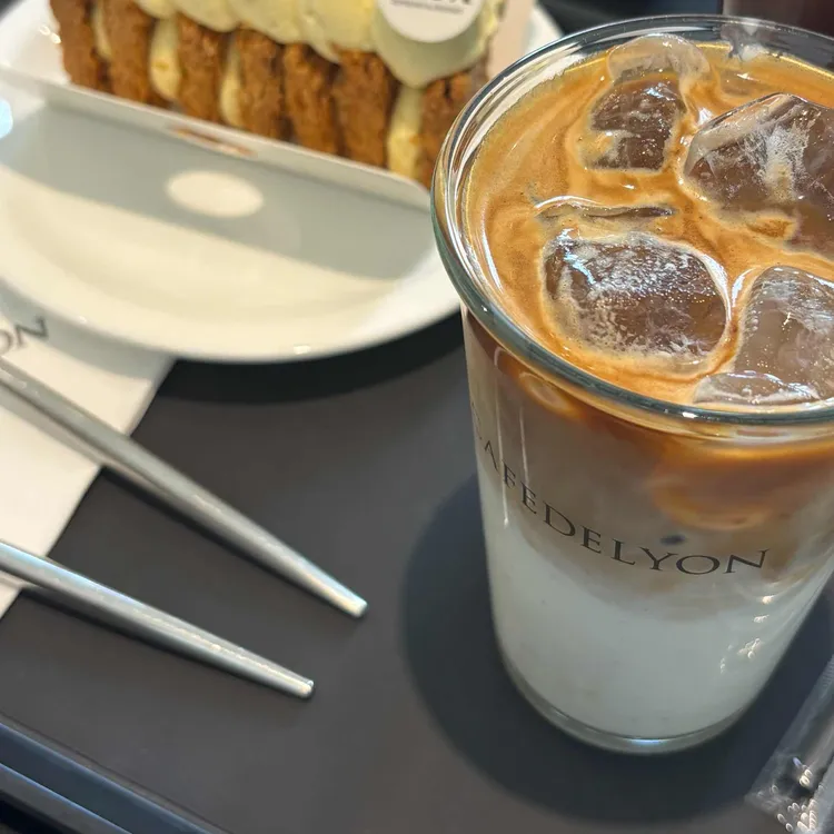 카페 드 리옹 사진