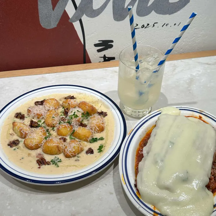 빌라드블루 성수 대표 사진