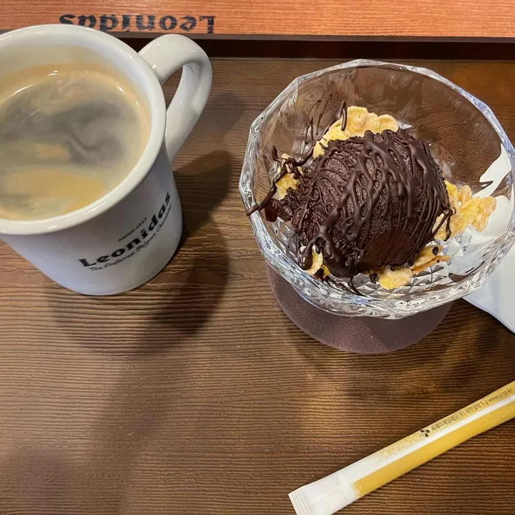 레오니다스 대표 사진