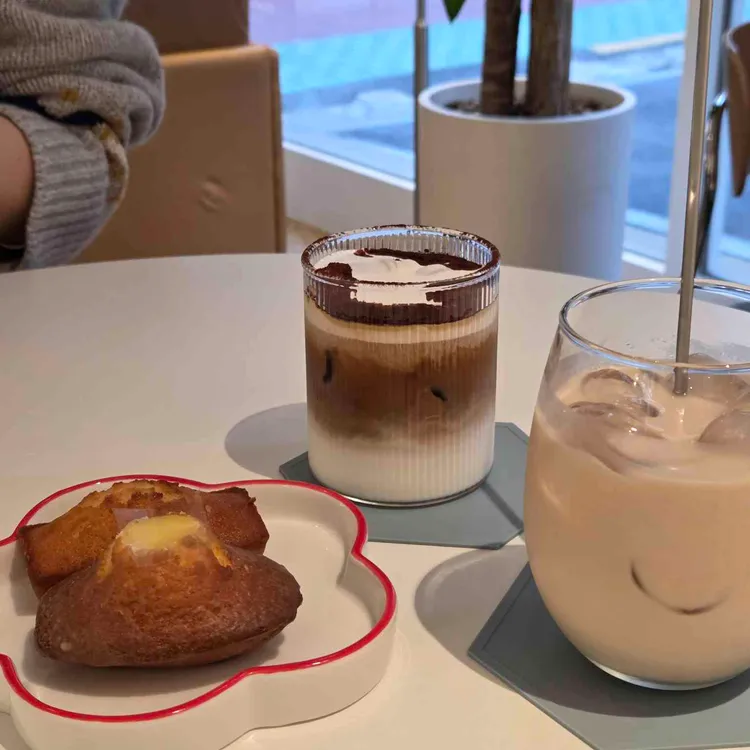 카페 오쉬 대표 사진