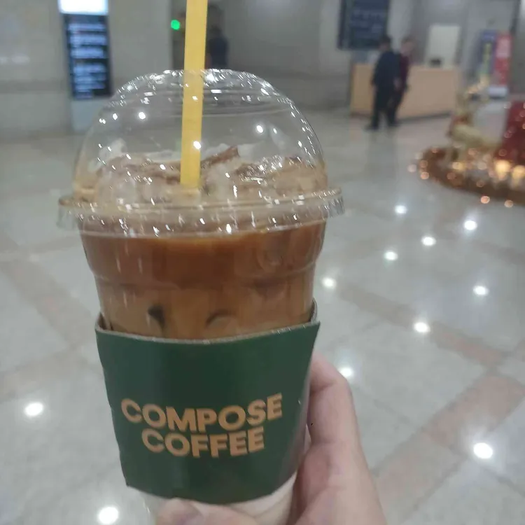 컴포즈커피 대표 사진