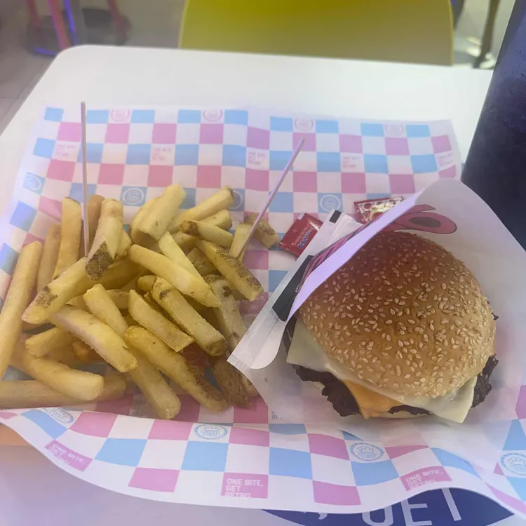 버거베어 대표 사진