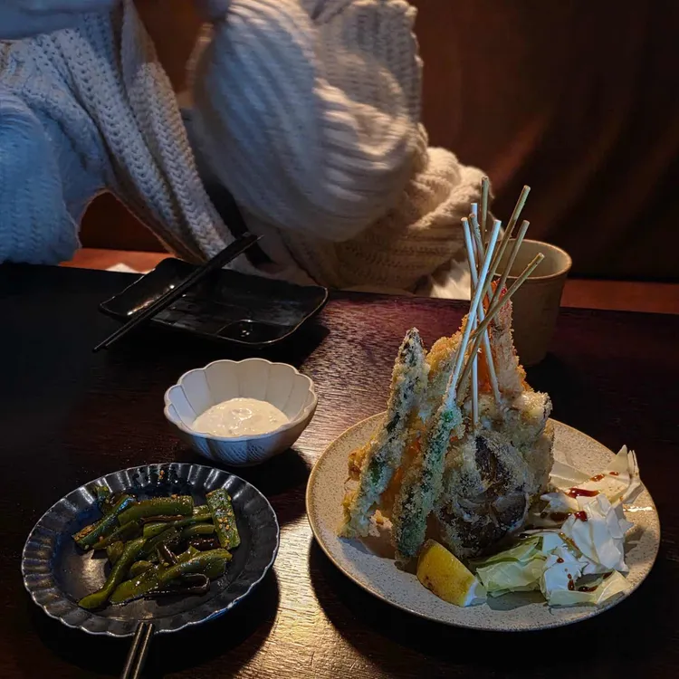 뜨뜨 대표 사진