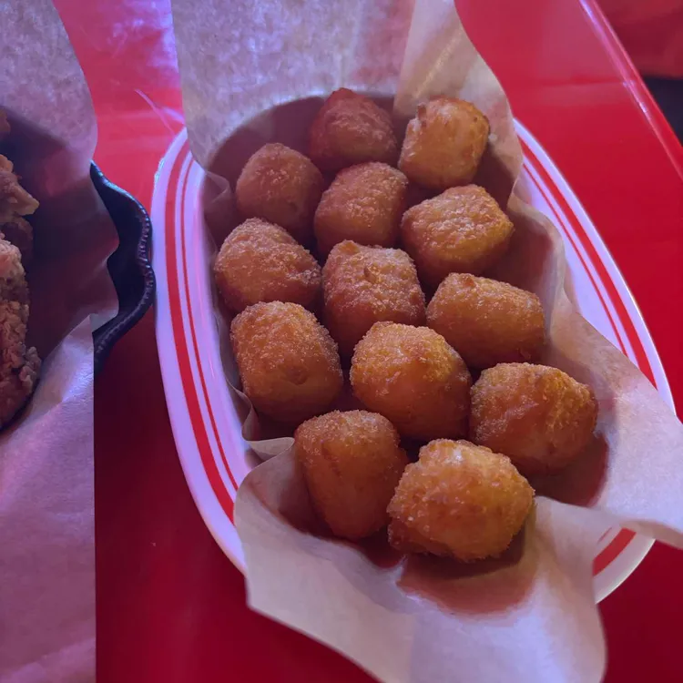 자담치킨 대표 사진