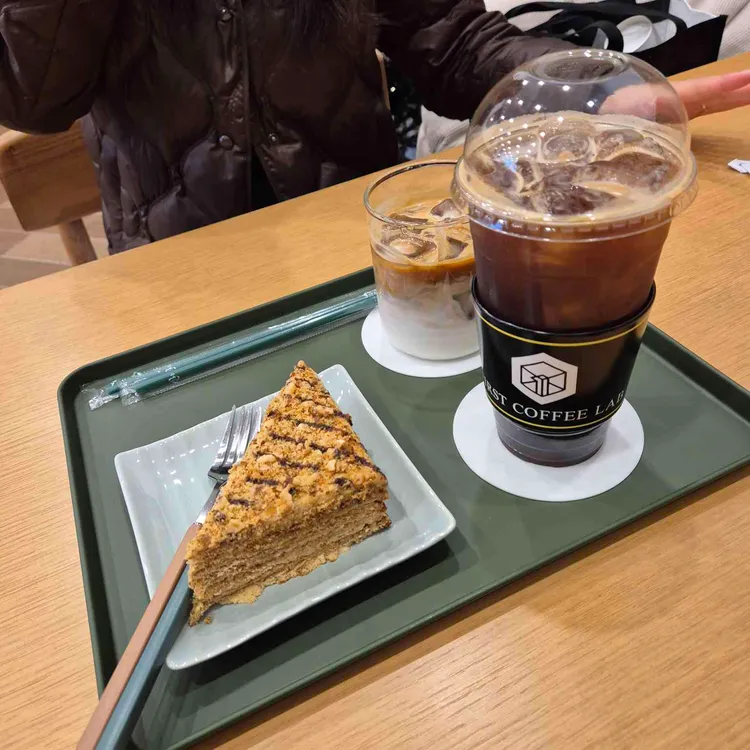 퍼스트커피랩 대표 사진