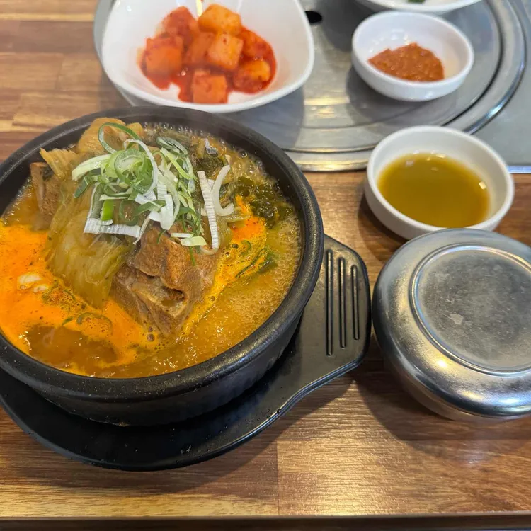 팔팔감자탕 대표 사진