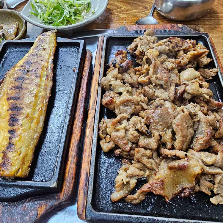 미리내 생선구이 우렁쌈밥 대표 사진