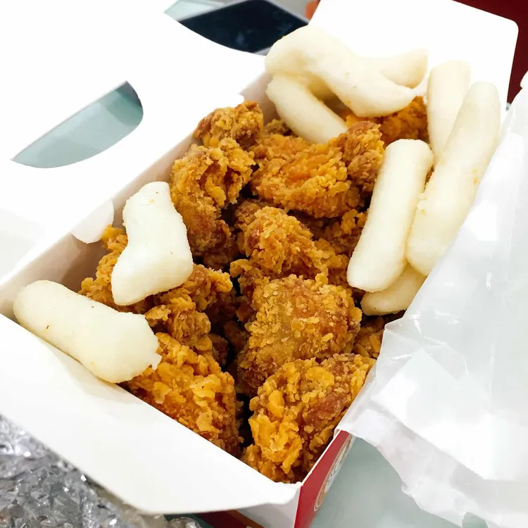 위드치킨 대표 사진