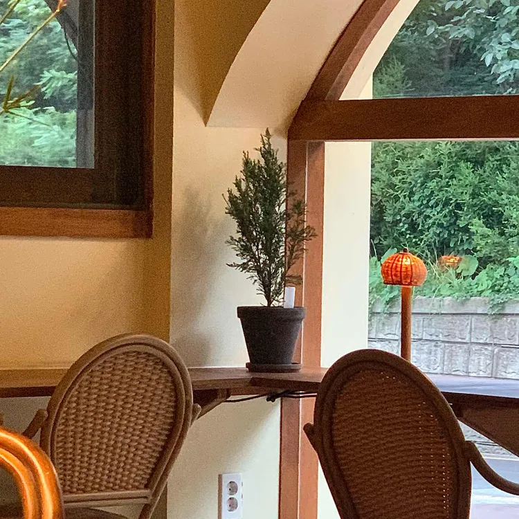 자갈자갈 대표 사진