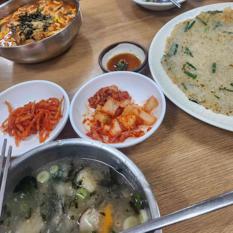 감자바우 장칼국수 사진