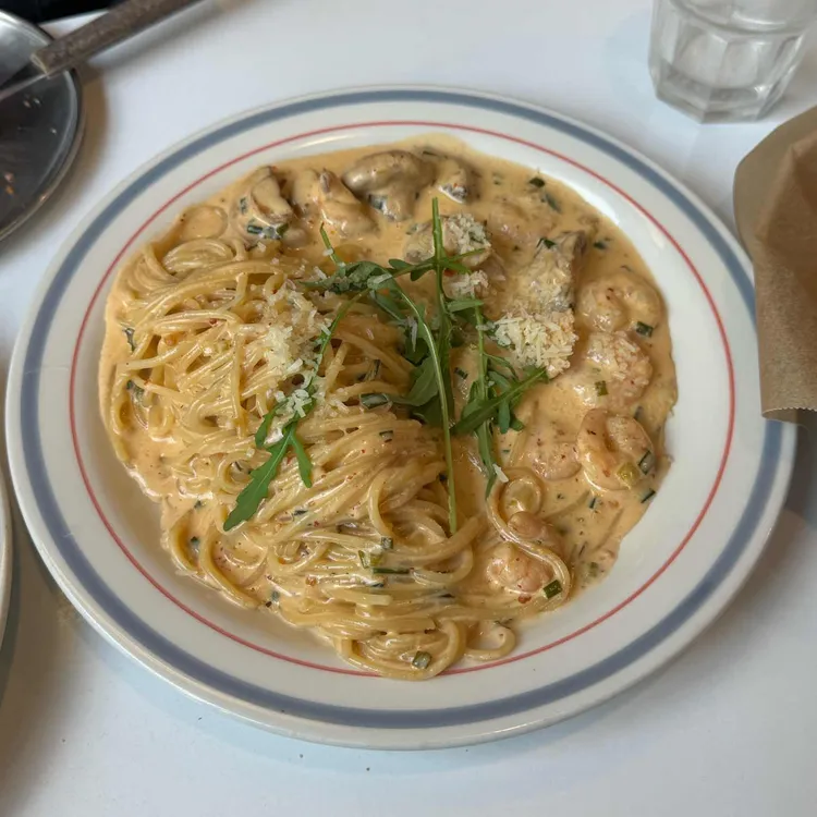 크레인파스타 사진