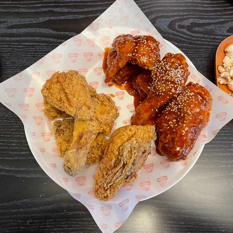 준딩동치킨 대표 사진