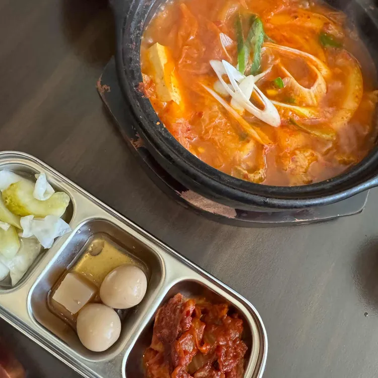 코너 대표 사진