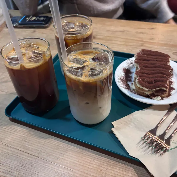 카페 비읍미음 사진