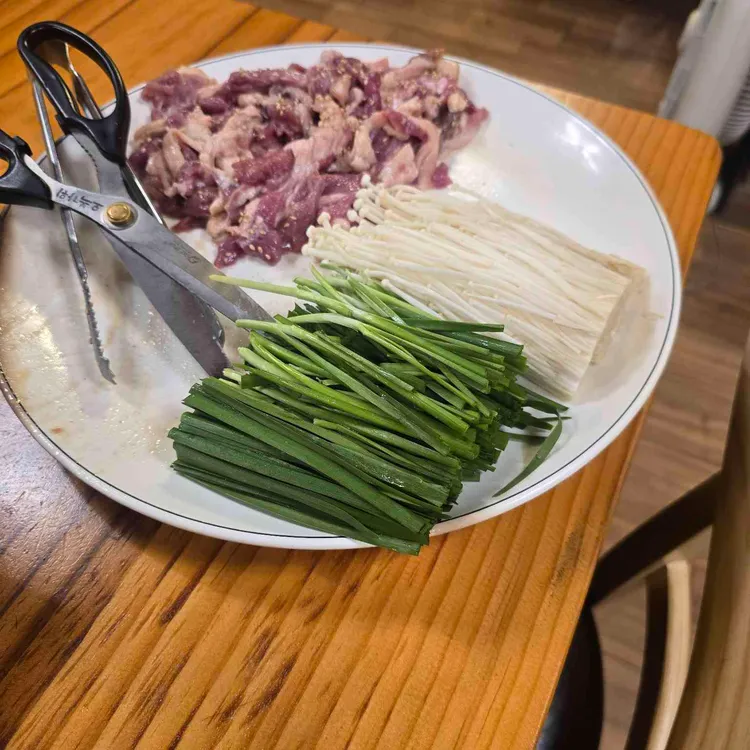 개삼터오리전문점 대표 사진