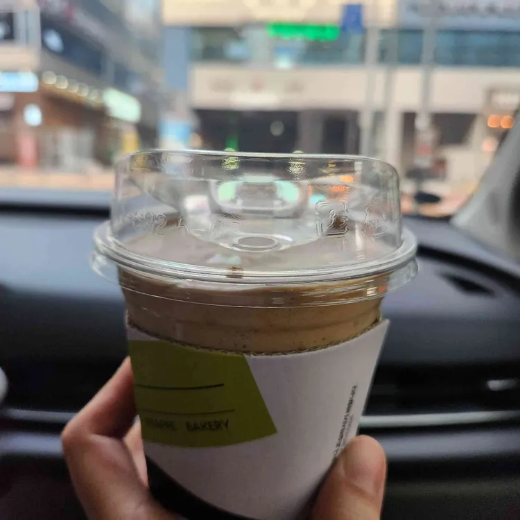 하프커피익스프레스 대표 사진