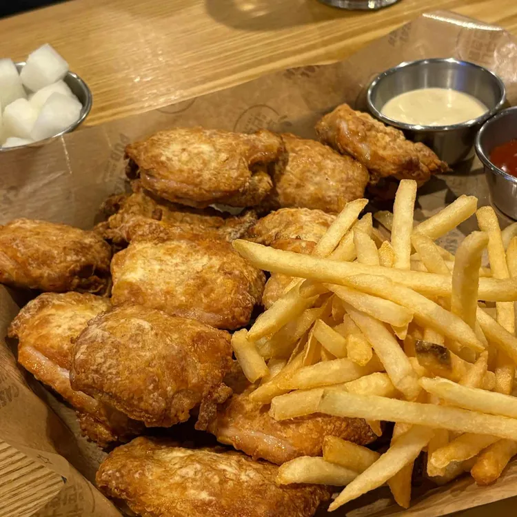 오븐에빠진닭 대표 사진