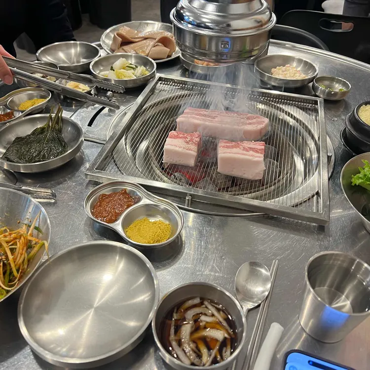 마당쇠 대표 사진