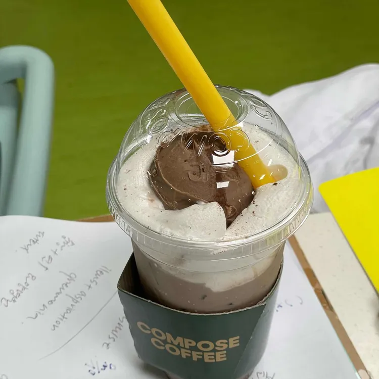 컴포즈커피 대표 사진
