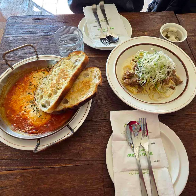 메르시누크 대표 사진