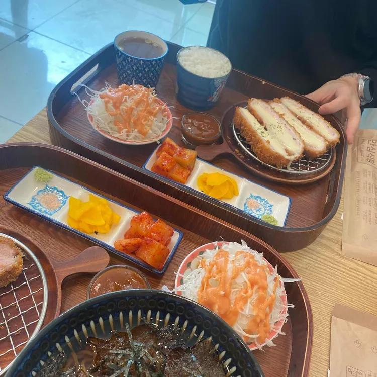 저스트카츠 대표 사진