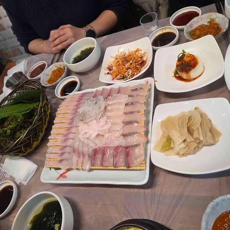 만원의행복횟집 대표 사진