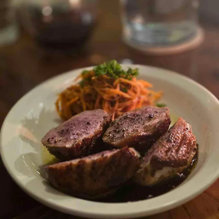 툭툭탁 대표 사진