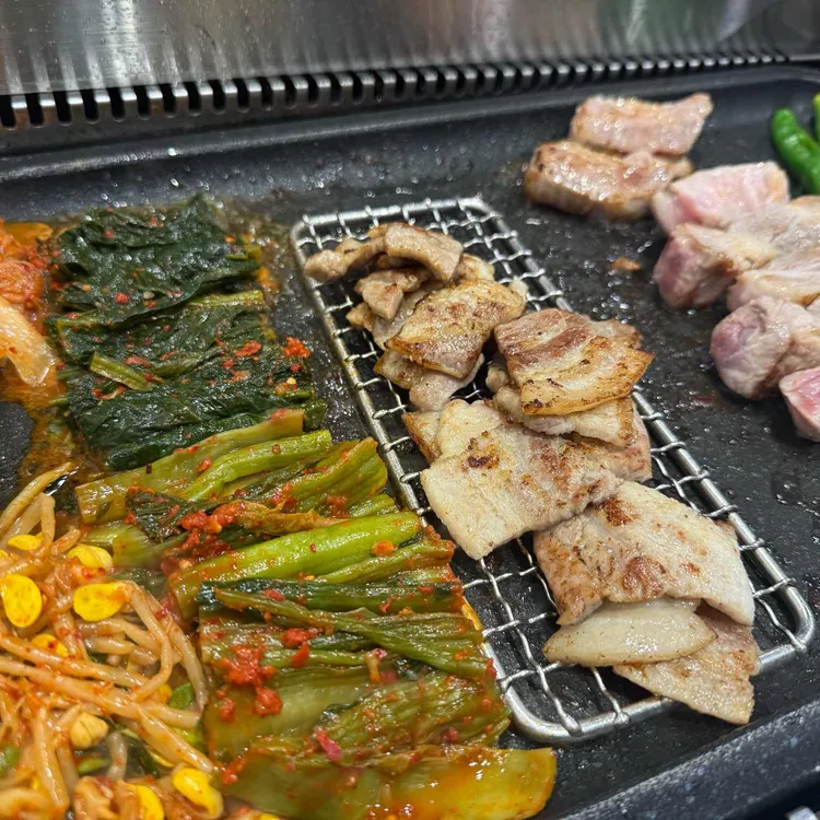 여수갓육고 사진