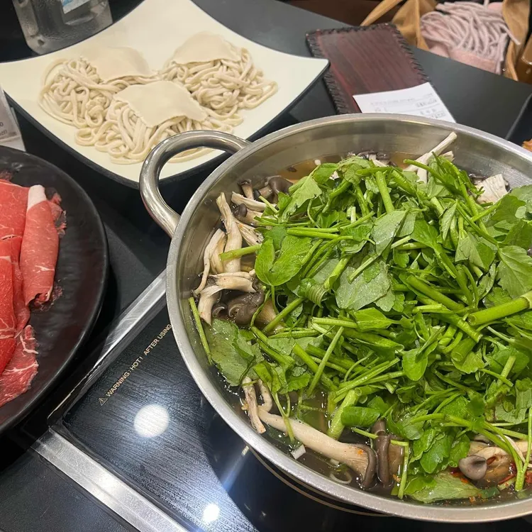 윤우재 문현샤브 칼국수 사진