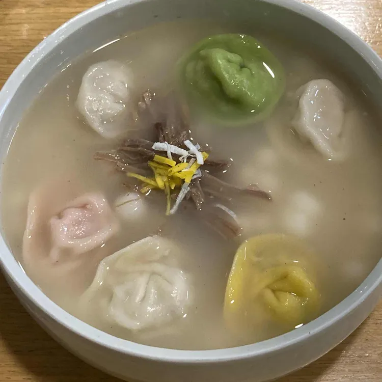 자하손만두 사진