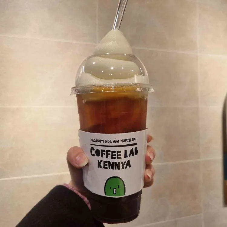 커피랩 케니야 대표 사진