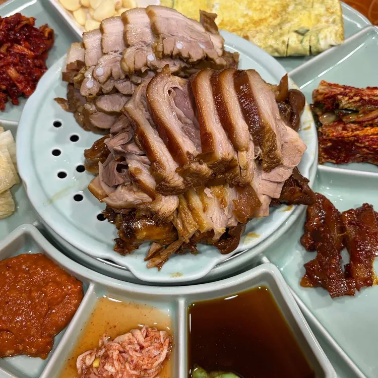 둥지보쌈 대표 사진