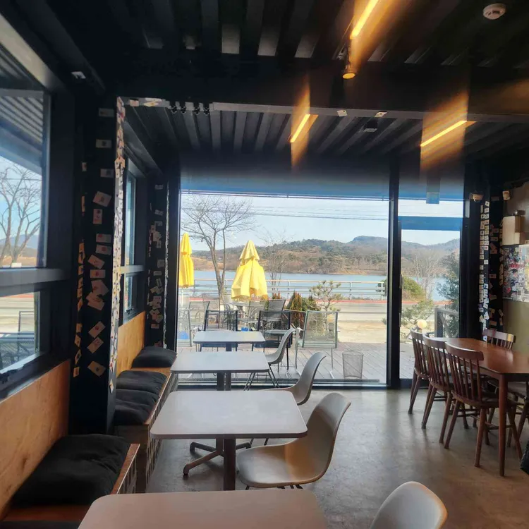 알바트로스커피로스터스 대표 사진