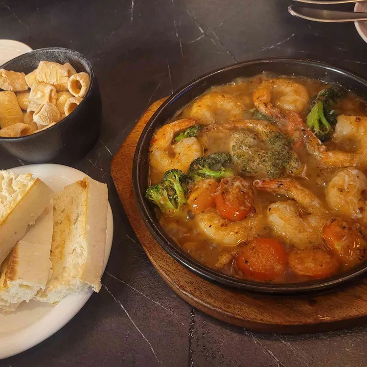 밤비노 다이닝펍 대표 사진