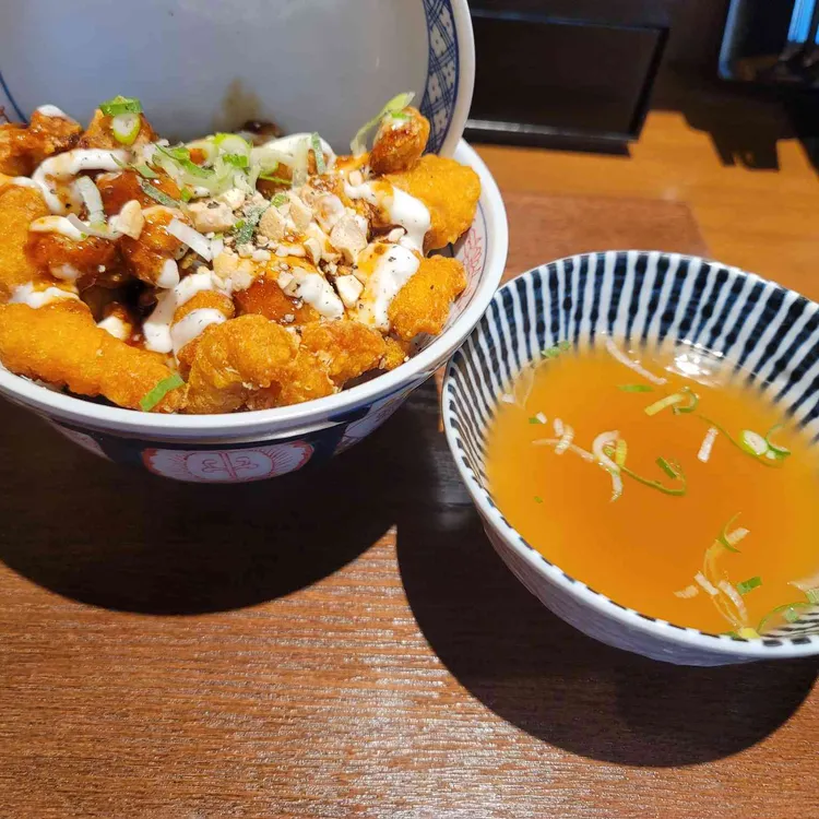 멘지 대표 사진